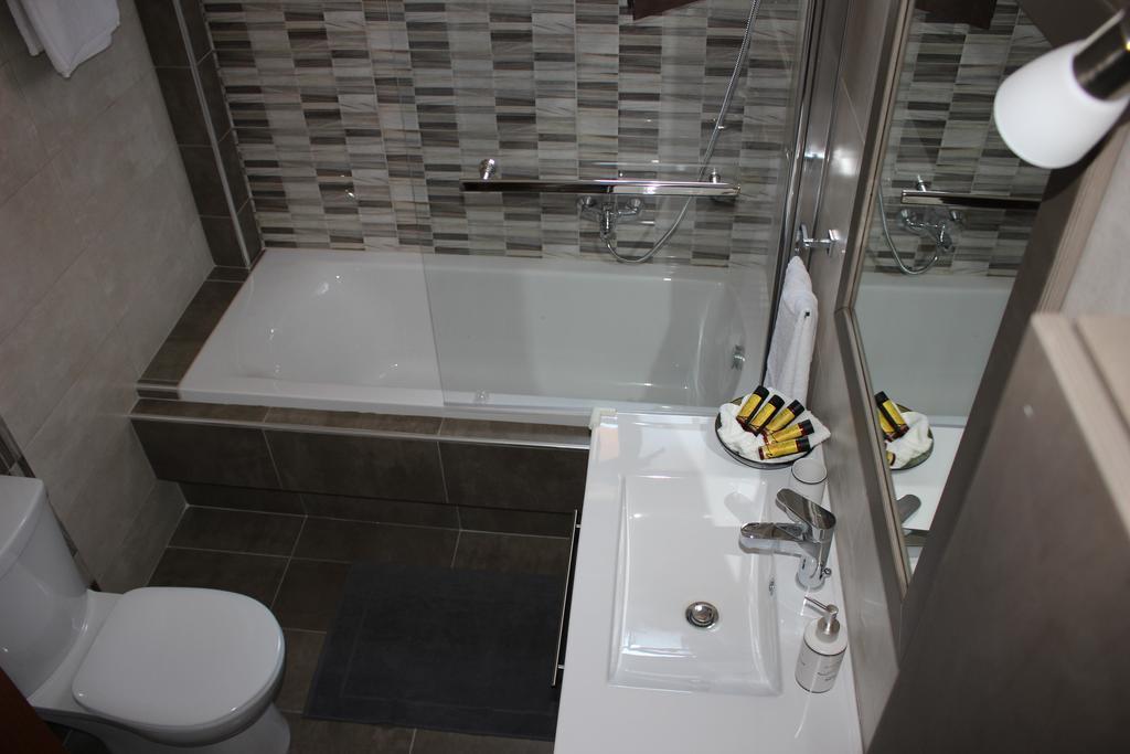 Villa Saint George Maroulas Екстер'єр фото